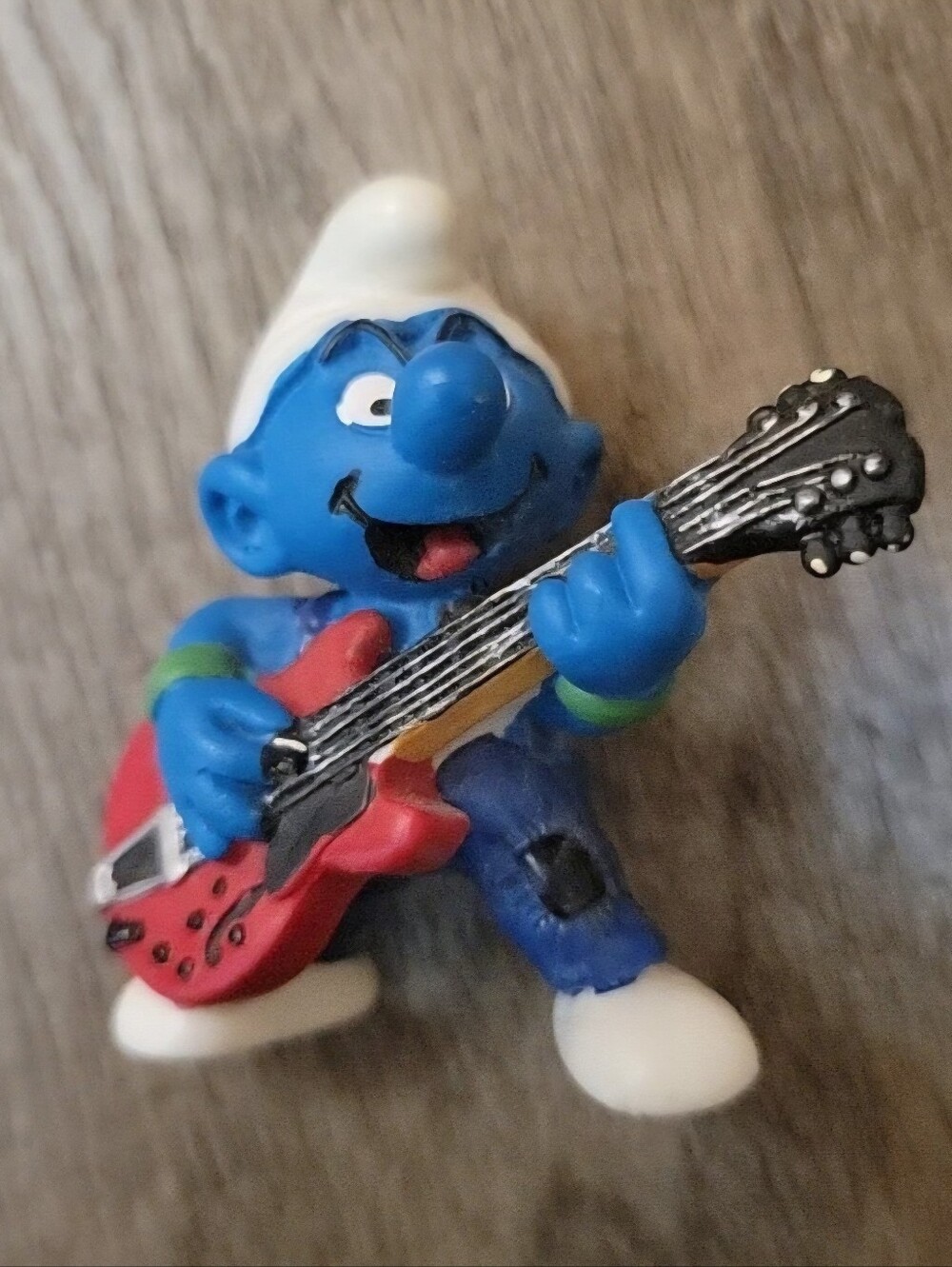 Smurf Lead Red Guitar Shred Player Schleich Peyo Figurine Toy Smurfs PVC Rocker